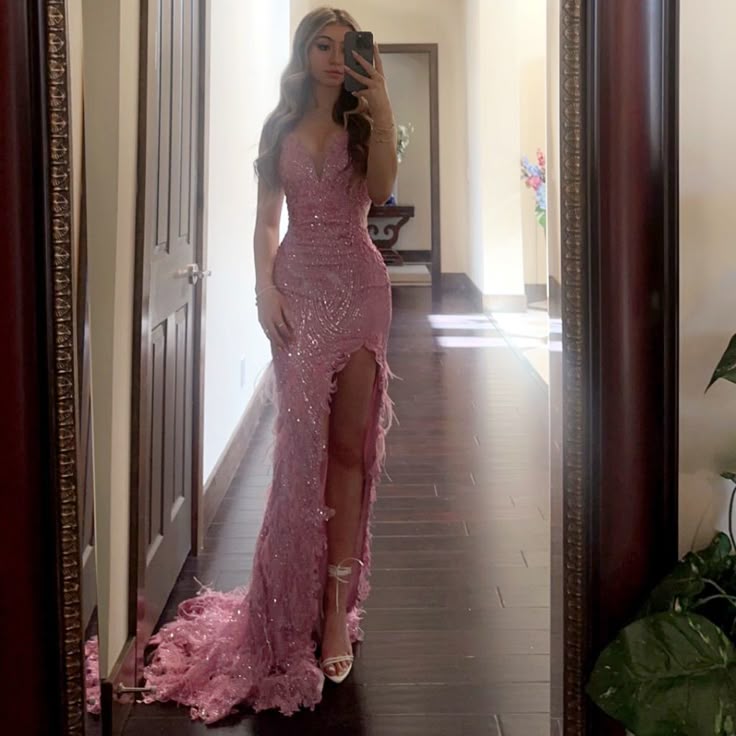 Hermoso vestido de fiesta de noche con escote en V, abertura alta, lentejuelas y corte sirena, largo hasta el suelo, color rosa TP2763
