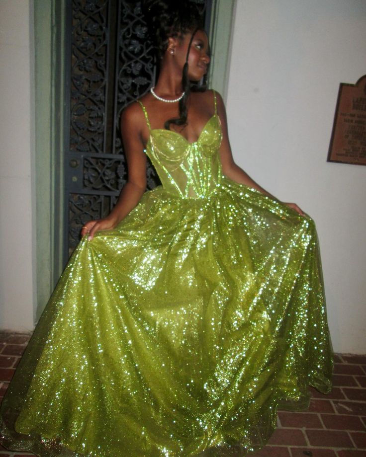 Vestido de fiesta largo verde brillante sin tirantes, corte A, vestido de noche TP2784