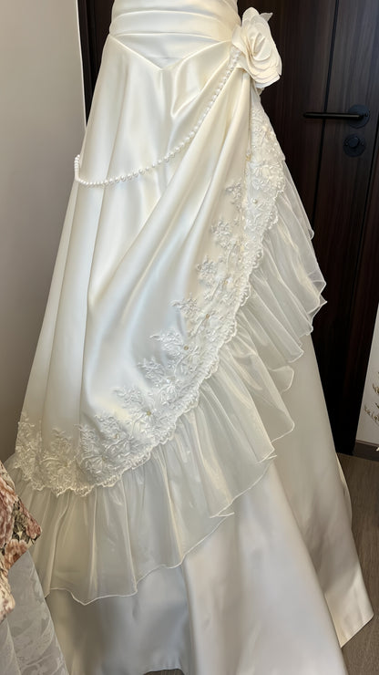 Vintage Ivory Appliques Wedding Dress, A-line Satin Bridal Dress,AST1753