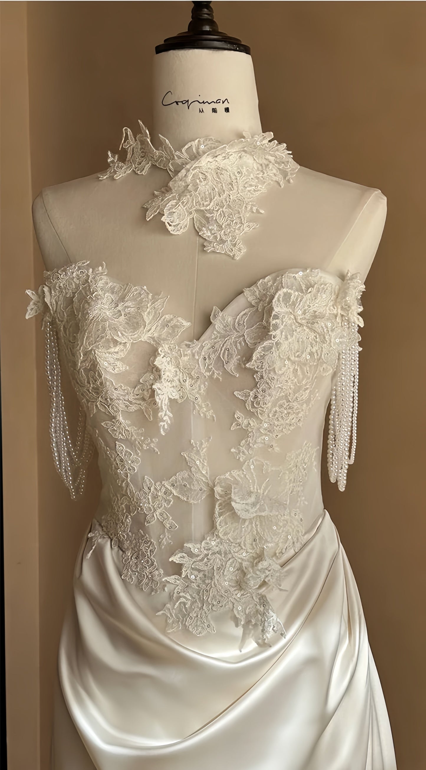 Vintage White/Ivory Appliques Wedding Dress, Sheath Lace Floral Bridal Gown, AST1750