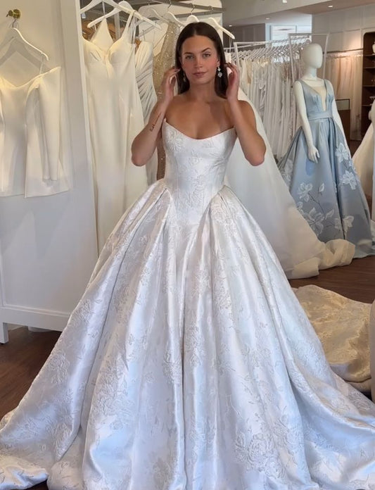 Hermoso vestido de novia, sin tirantes, de satén blanco, W0109