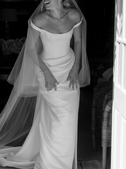 Vestido de novia de ensueño, corte tubo, hombros descubiertos, satén blanco, largo, de verano, W0130