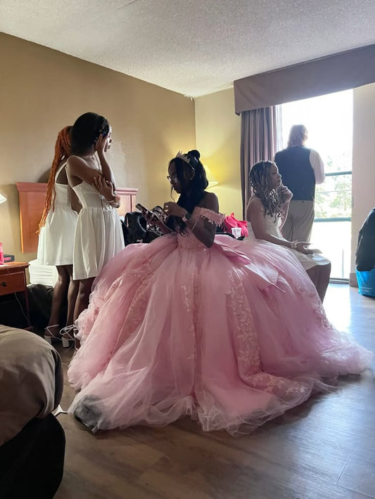 Hermoso vestido de quinceañera largo de tul rosa con hombros descubiertos, vestido formal de 15 años, vestido de dulce 16 W0495