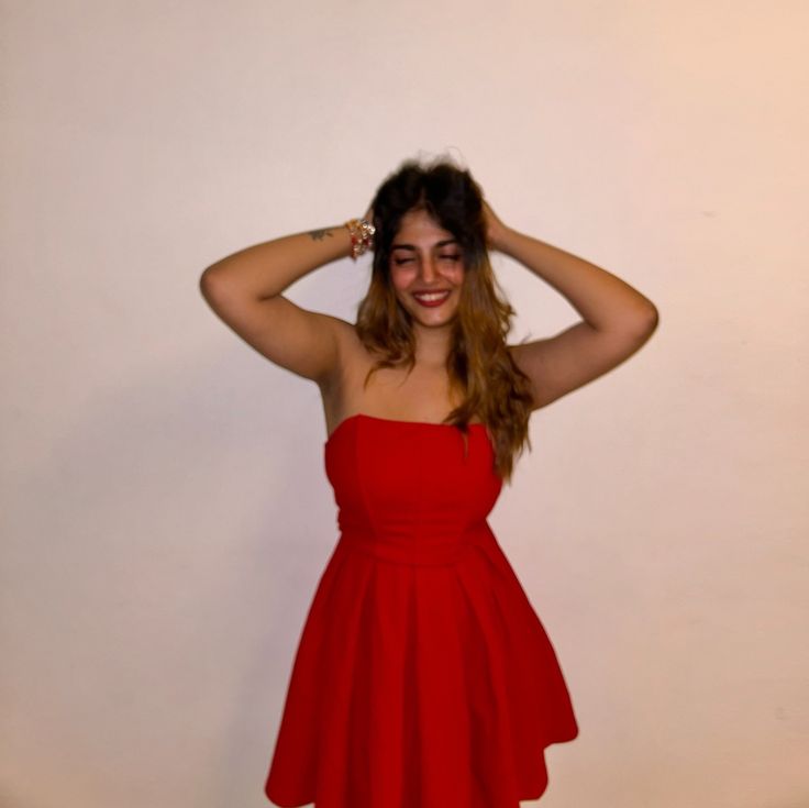 Vestido corto de satén rojo sin tirantes, corte A, para fiesta de verano, para escuela secundaria, formal, cóctel, cumpleaños, W0621
