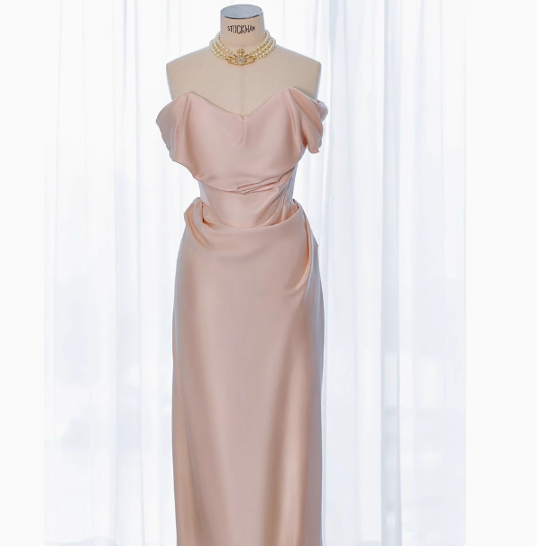 Vestido largo de satén rosa con hombros descubiertos y elegante vestido de fiesta formal de verano para invitadas de boda W0717