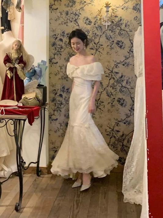 Vestido de novia vintage de sirena con hombros descubiertos, encaje blanco, largo de verano, W0747