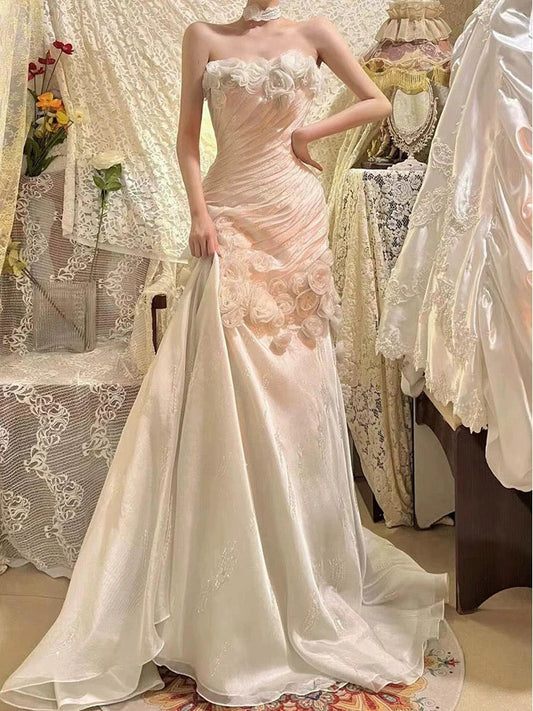 Vestido de novia retro de sirena sin tirantes, de gasa y flores blancas, largo, para verano, W0770