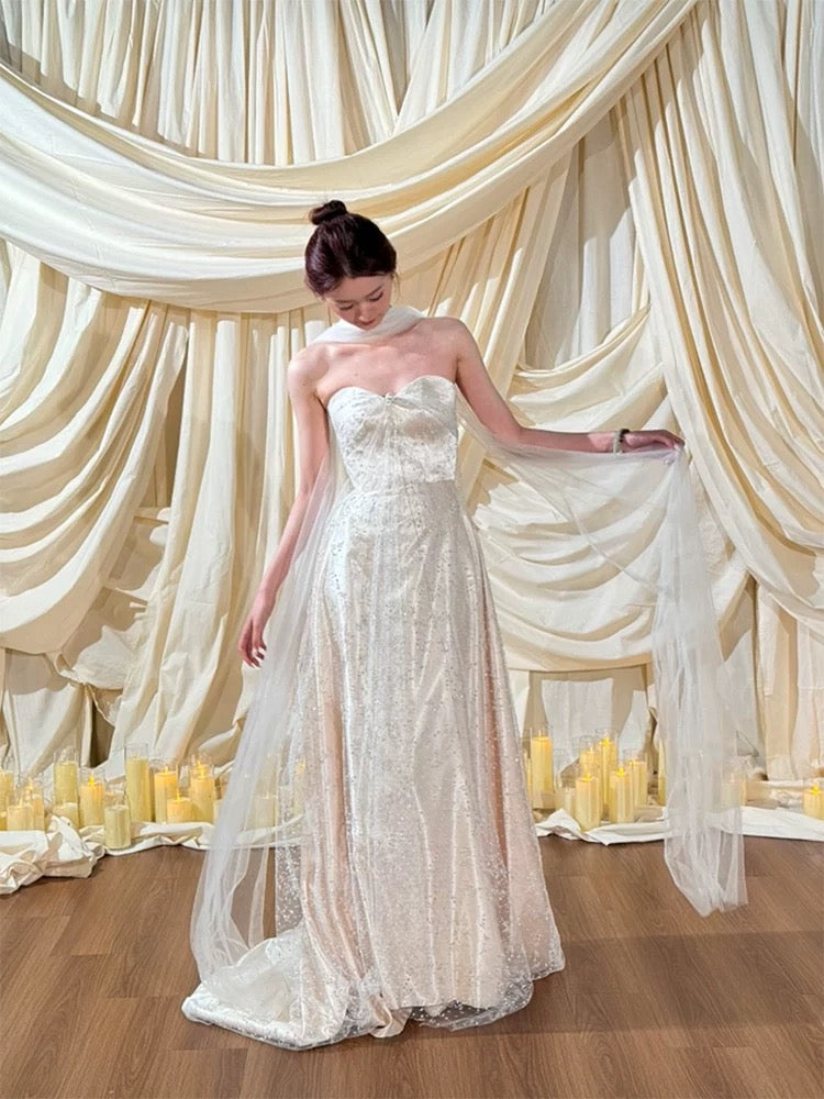 Vestido de novia sencillo de corte A con escote corazón y lentejuelas blancas, largo para playa y verano W0775
