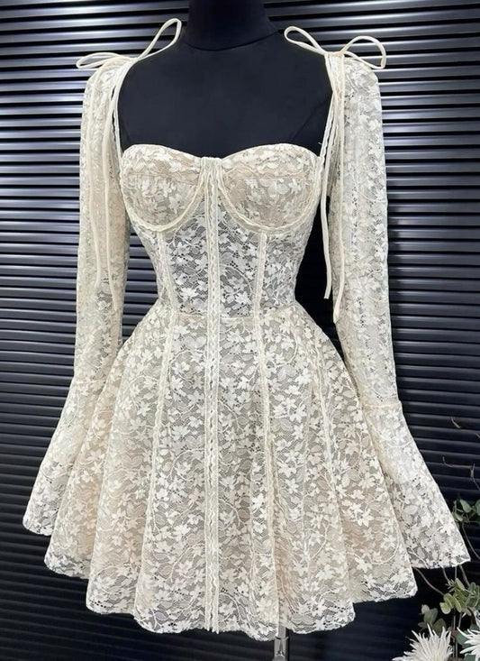 Vestido corto de encaje blanco con escote en forma de A y escote en forma de corazón para fiesta de 8.º grado, vestido de verano para escuela secundaria, atuendos de cumpleaños W1165