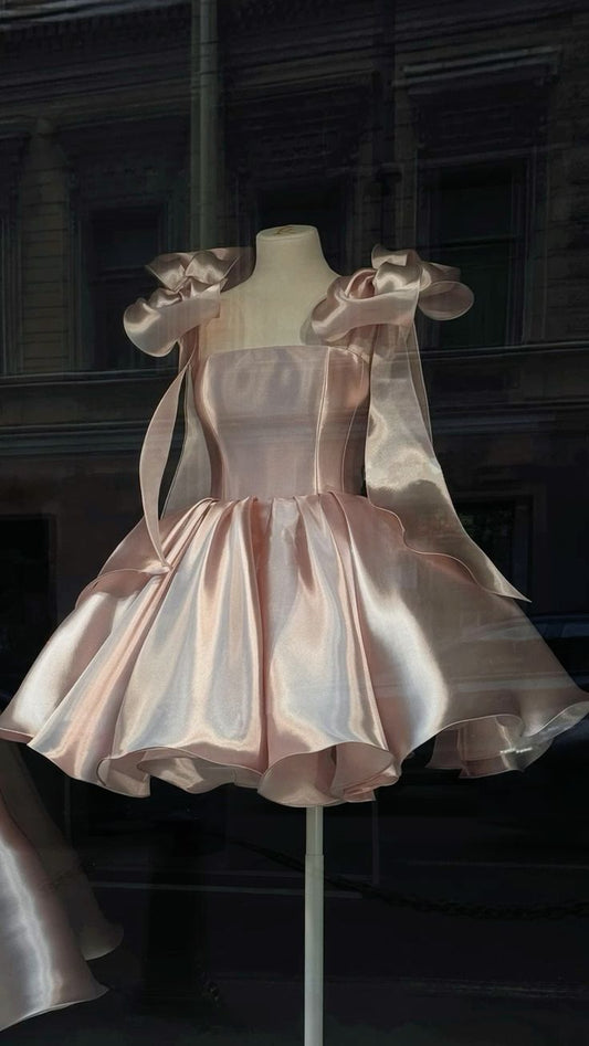 Vestido corto de satén rosa con tirantes finos para fiesta de 8.º grado, vestido de verano para escuela secundaria, atuendos de cumpleaños W1174