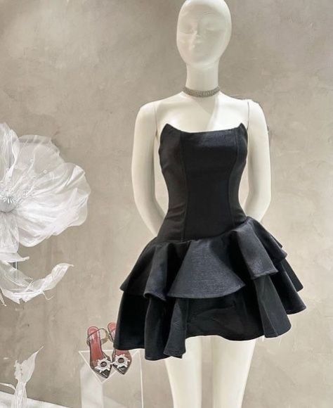 Lindo vestido de fiesta sin tirantes, vestido negro corto de satén, vestidos formales de regreso a casa de octavo grado, vestido de verano para escuela secundaria, atuendos de cumpleaños W1184