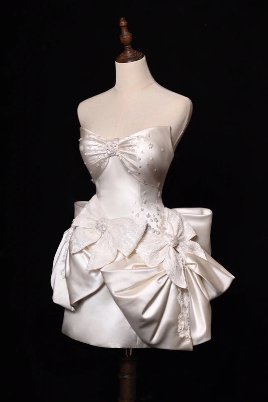 Vestido de novia sencillo, sin tirantes, corto, de verano, con lazo, W1189