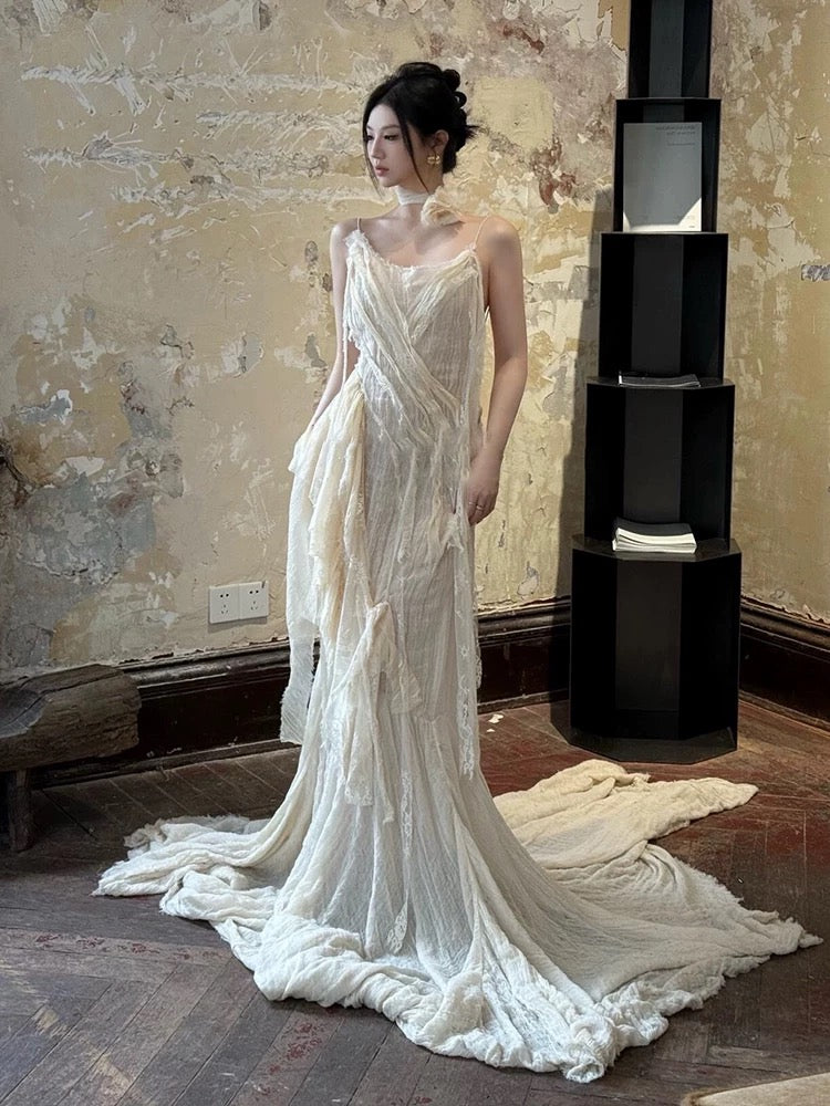 Vestido de novia vintage de corte A con tirantes finos color marfil, largo para playa y verano, W0800