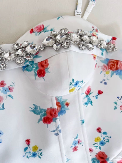 Hermoso vestido de verano con tirantes finos, corte A, estampado floral blanco, para adolescentes, para cumpleaños número 16, minivestido para cumpleaños número 18, vestidos de cóctel para mujer W822