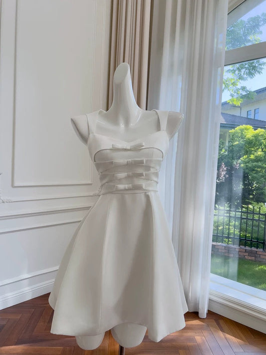 Bonitos vestidos blancos de verano para 16 cumpleaños adolescentes, con tirantes en forma de A, minivestido de cóctel para 18 cumpleaños, W824