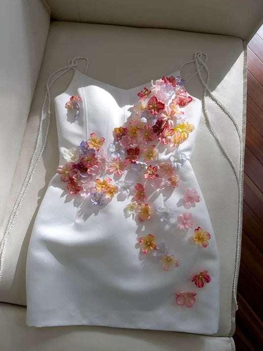 Bonito vestido blanco de verano con tirantes finos para adolescentes, vestido de fiesta para 16 cumpleaños, minivestido para 18 cumpleaños, vestidos de cóctel para mujer W828