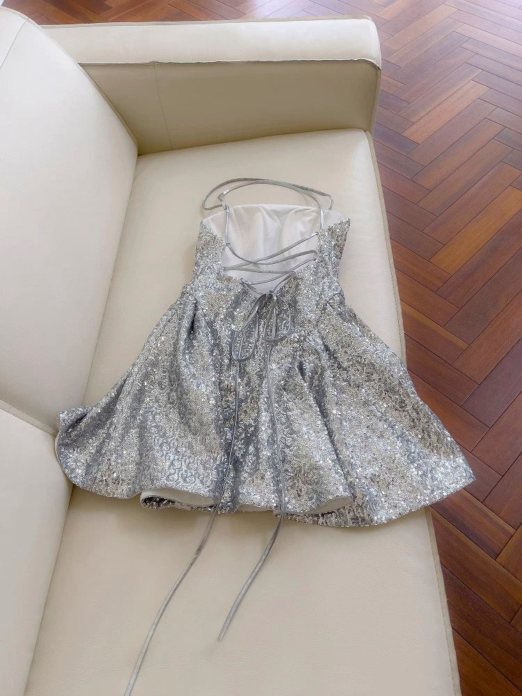 Bonito vestido de verano con cuello halter y lentejuelas plateadas para adolescentes, ideal para cumpleaños número 16, minivestido de cóctel para cumpleaños número 18, W899