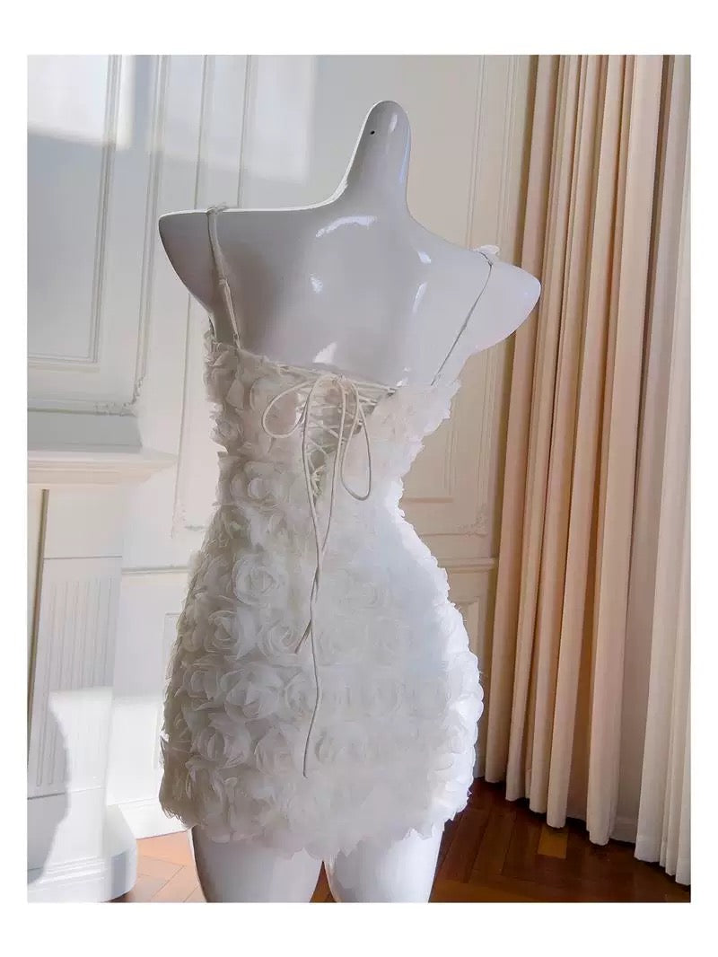 Vestido corto de verano con escote cuadrado y estampado floral blanco para adolescentes, ideal para cumpleaños número 16, ideal para cócteles, W913