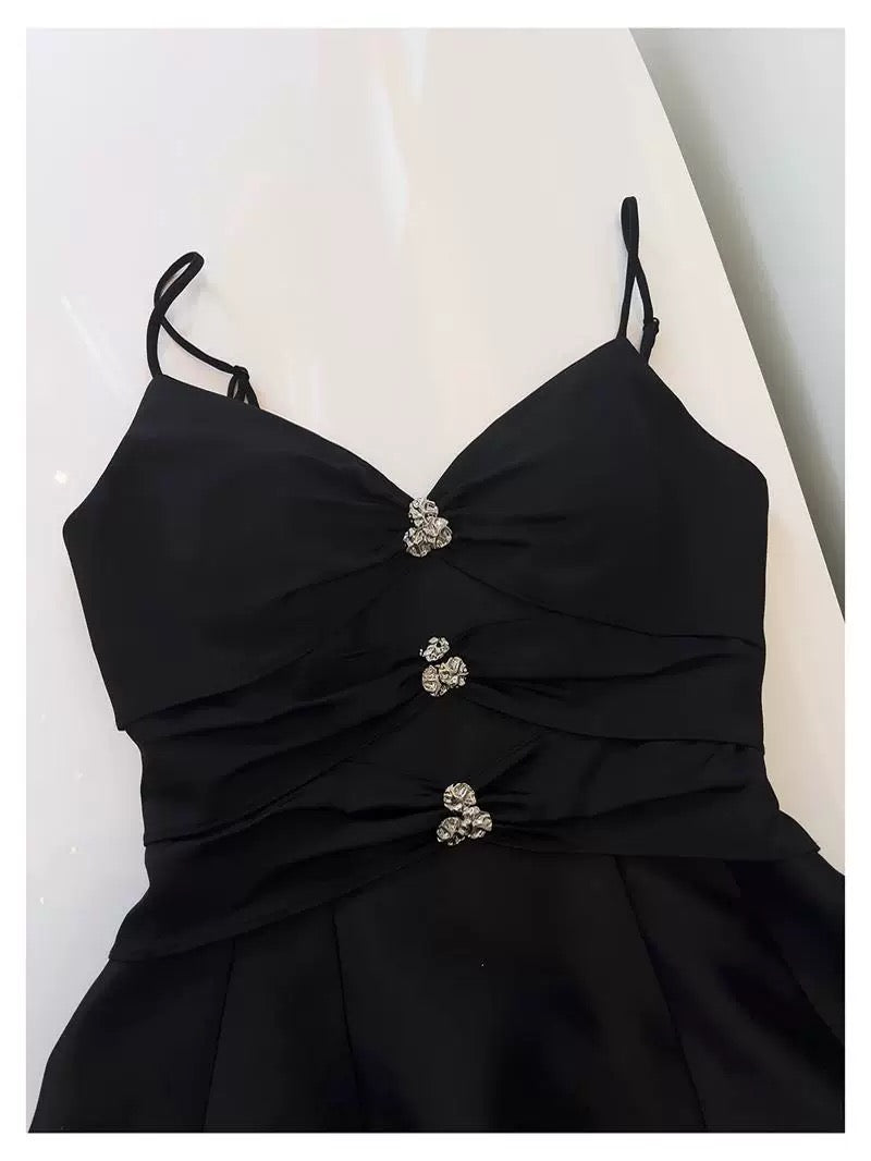 Vestido de fiesta corto de satén negro con tirantes finos, corte A, moderno, para octavo grado, para verano, para escuela secundaria, para cumpleaños, W929
