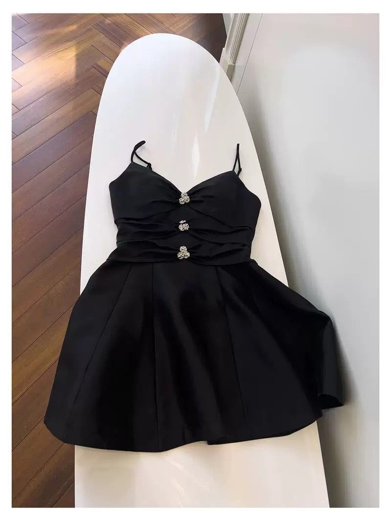 Vestido de fiesta corto de satén negro con tirantes finos, corte A, moderno, para octavo grado, para verano, para escuela secundaria, para cumpleaños, W929
