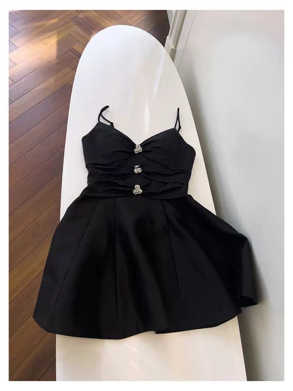 Vestido de fiesta corto de satén negro con tirantes finos, corte A, moderno, para octavo grado, para verano, para escuela secundaria, para cumpleaños, W929
