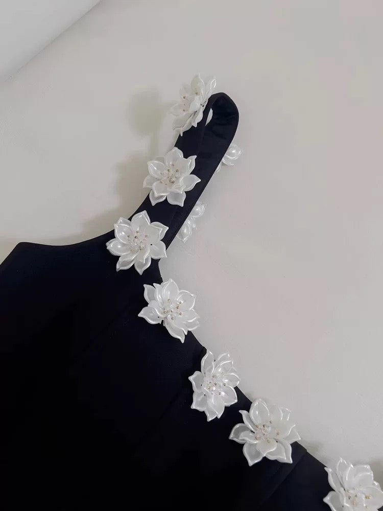 Vestido de fiesta de verano de satén negro con cuello cuadrado y corte A, estilo formal, corto, floral, para octavo grado, para escuela secundaria, atuendos de cumpleaños, W930