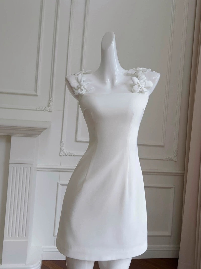 Vestido corto de fiesta de verano para octavo grado, con tirantes finos y estampado floral blanco, ideal para fiestas de graduación, W939