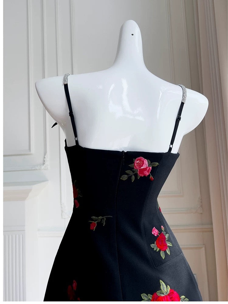 Vestido corto de fiesta de verano con tirantes finos, corte A, estampado floral negro, para octavo grado, para escuela secundaria, cóctel, cumpleaños, W966