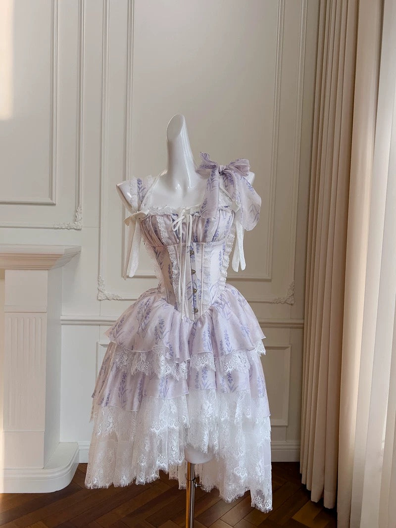 Vestido corto de gasa con estampado floral lila y tirantes finos para fiesta de 8.º grado, de verano, para escuela secundaria, cóctel, cumpleaños, W972