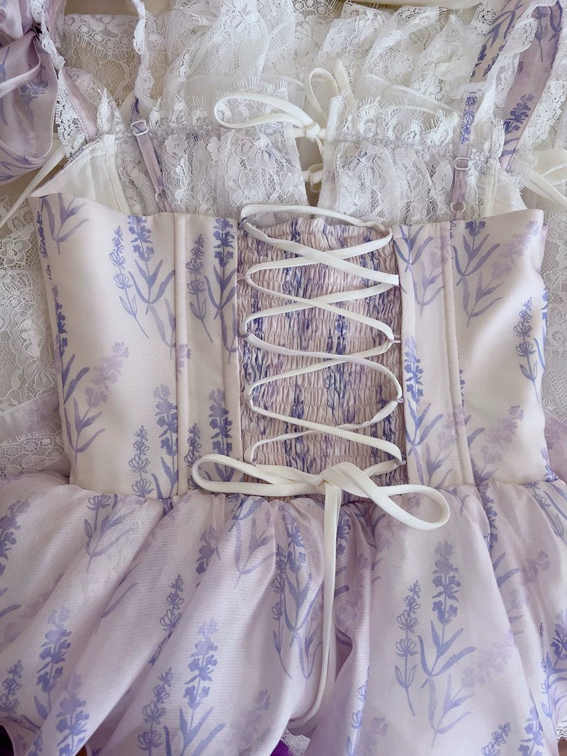 Vestido corto de gasa con estampado floral lila y tirantes finos para fiesta de 8.º grado, de verano, para escuela secundaria, cóctel, cumpleaños, W972
