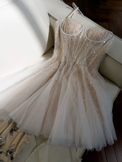 Vestido corto de fiesta de verano para octavo grado, corte A, tirantes finos, color champán, formal, para escuela secundaria, atuendos de cumpleaños, W973