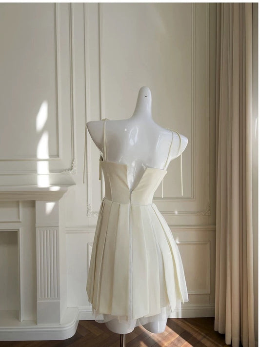 Vestido corto de satén amarillo con tirantes finos, corte A, para fiesta de bienvenida de octavo grado, de verano, para escuela secundaria, para cumpleaños, W974