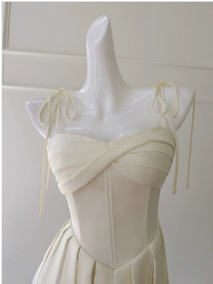 Vestido corto de satén amarillo con tirantes finos, corte A, para fiesta de bienvenida de octavo grado, de verano, para escuela secundaria, para cumpleaños, W974