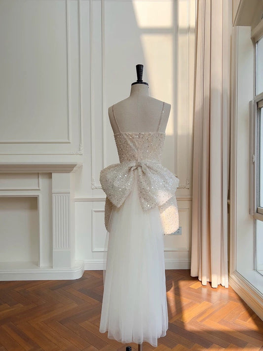 Vestido corto de fiesta de verano con tirantes finos, corte A, color champán y lentejuelas, para octavo grado, para fiesta de bienvenida, escuela secundaria, atuendos de cumpleaños W982