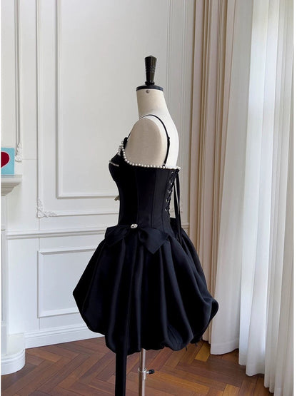 Elegante vestido negro de satén con tirantes finos, corte A, sin mangas, formal, corto, para fiesta de 8.º grado, de verano, para escuela secundaria, de cóctel, para cumpleaños, W990