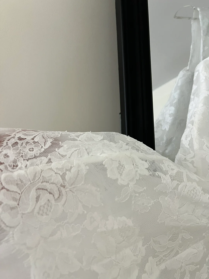 Vestido corto formal de encaje blanco con escote redondo y corte A para octavo grado, ideal para el regreso a casa, para verano, para escuela secundaria, para cumpleaños, W994