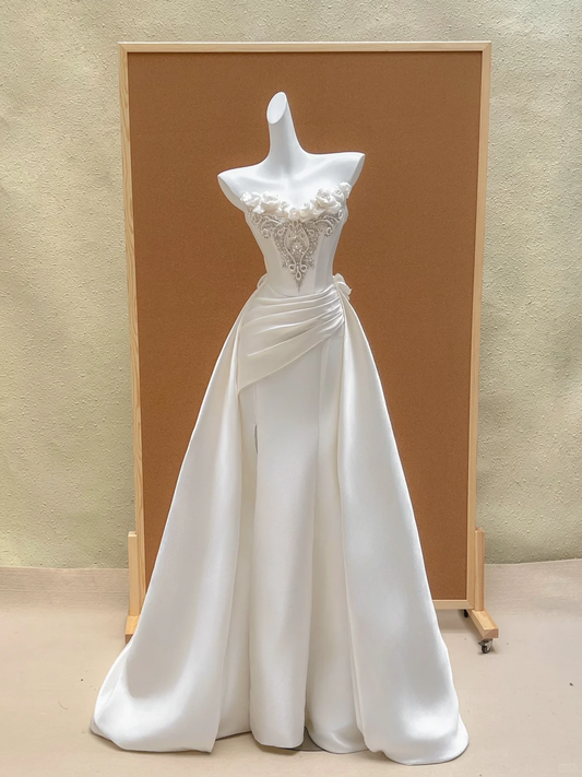 Hermoso vestido de novia largo de satén blanco con escote corazón WD017