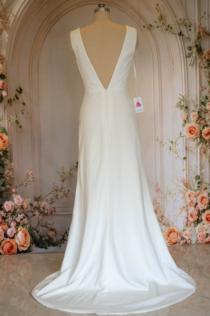 White Elegant Mermaid V-Neck Sweep Train Satin Wedding Dress with Front Slit