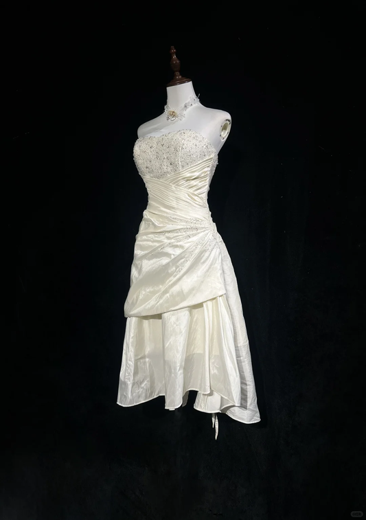 Vintage A Line Sweetheart Neck Beaded White Satin Short Homecoming Dress Cocktail Dress SH3148