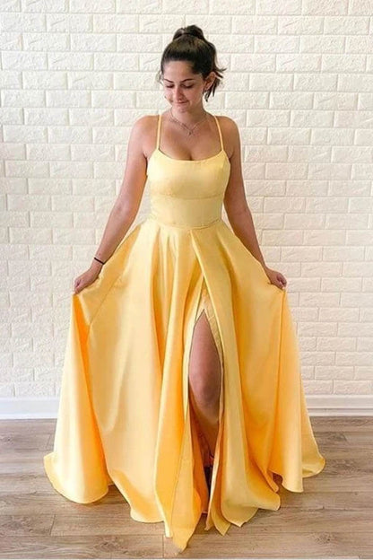 Vestido de fiesta largo amarillo sin mangas con abertura y cola larga