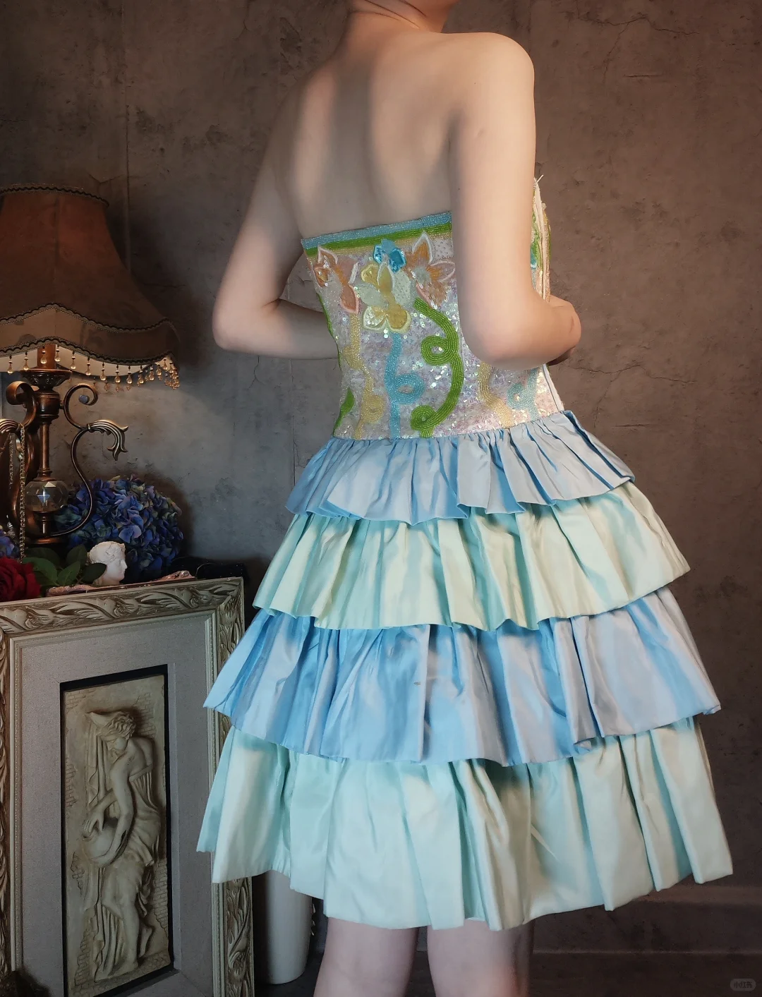 Vestido de fiesta retro colorido sin tirantes, diseño floral, corte A, corto, con capas, TP4020