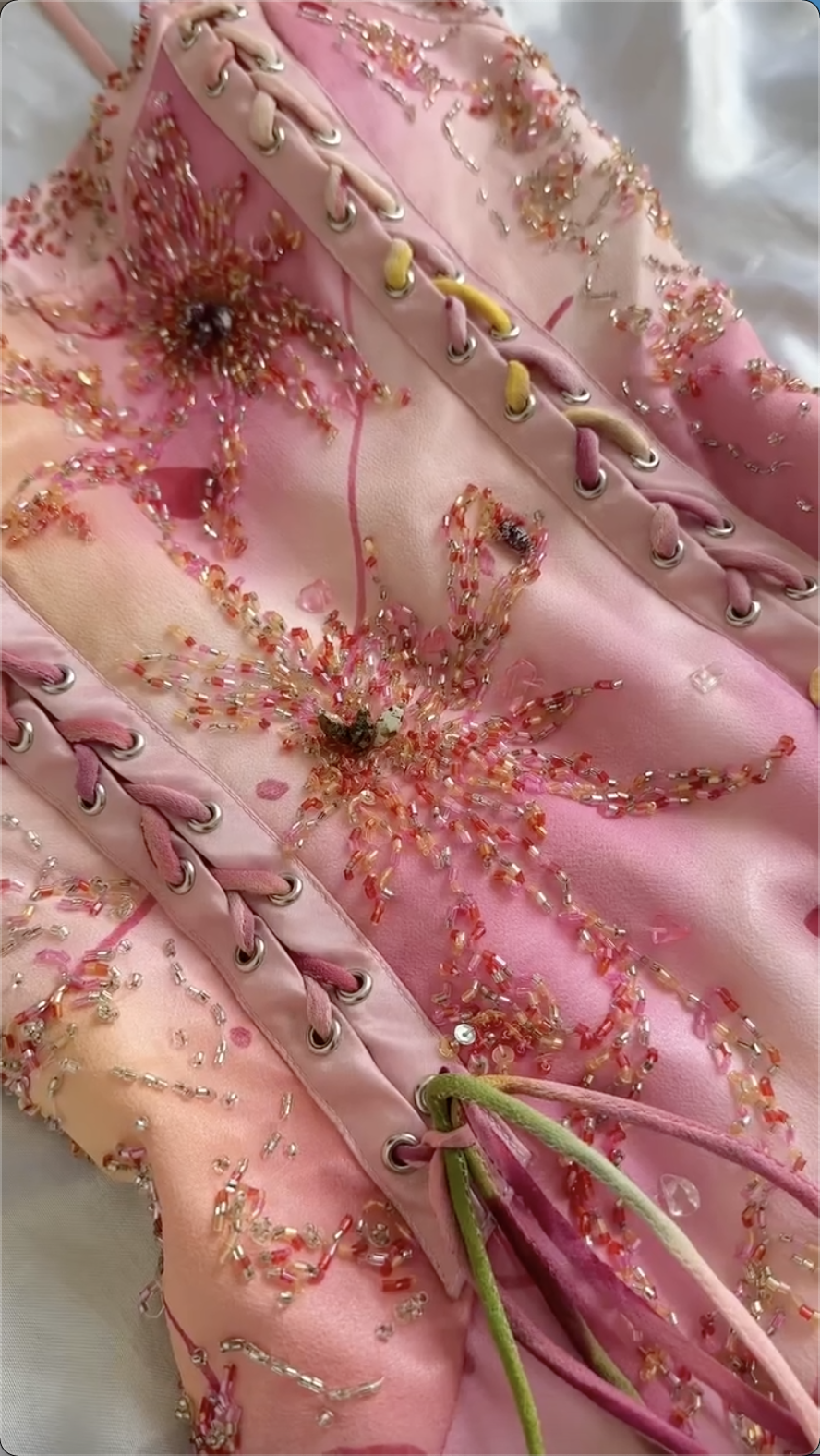 Beautiful fairytale dress🧚🏻