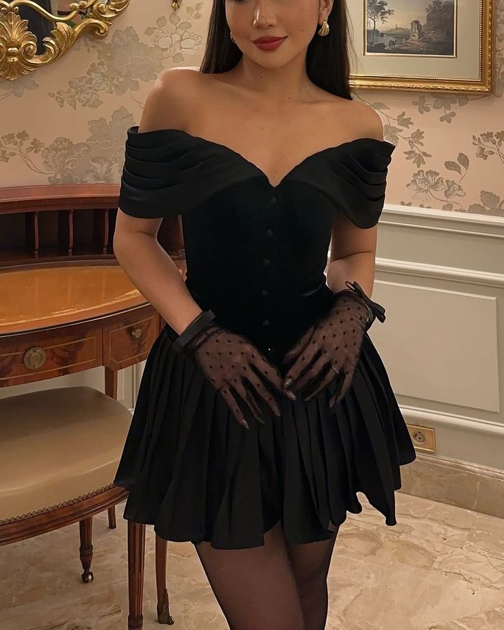 Vestido corto de satén negro con hombros descubiertos, corte en A, para fiesta de 8.º grado, de verano, para escuela secundaria, para 18.º cumpleaños, DH1194
