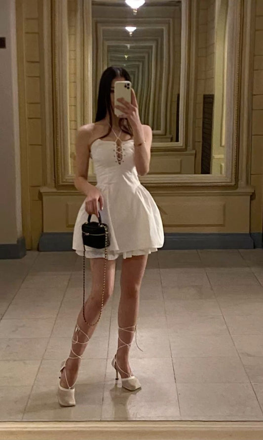 Vestido corto de satén blanco con cuello halter, corte A, para fiesta de 7.º grado, para graduación de secundaria, Hoco Outfits DH1413