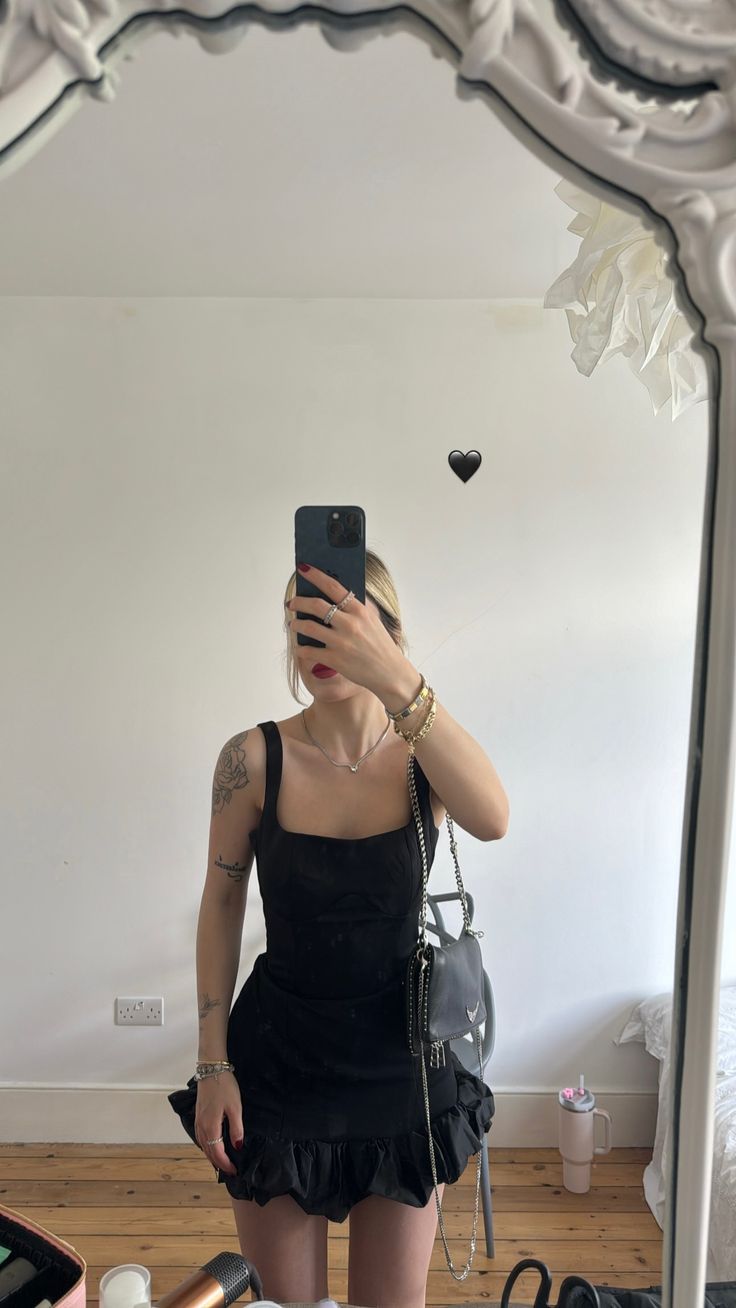 Vestido corto de satén negro con escote cuadrado para fiesta de 8.º grado, vestido de cóctel para secundaria, DH1575