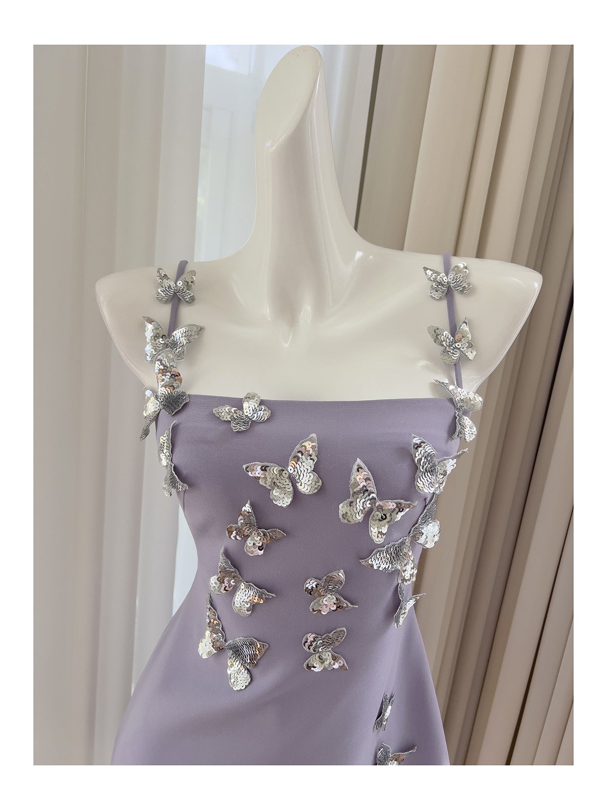Cute A line Spaghetti Straps Satin Liac Short Grad Dress Inspo Short Mini Formal 8th Grade Homecoming Dresses High School Hoco Court Dress Graduation Dress Cocktail 18th Birthday Outfits DH1944