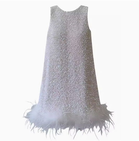 Cute A line Scoop Neck Sequin White Short Grad Dress Inspo Short Mini Formal 8th Grade Homecoming Dresses High School Hoco Court Dress Graduation Dress 18th Birthday Outfits DH1949