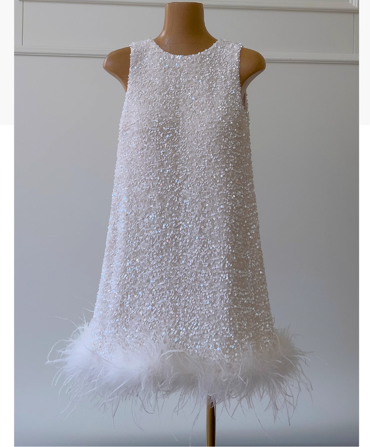 Cute A line Scoop Neck Sequin White Short Grad Dress Inspo Short Mini Formal 8th Grade Homecoming Dresses High School Hoco Court Dress Graduation Dress 18th Birthday Outfits DH1949