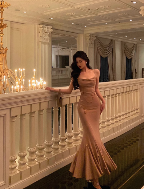 Vestido elegante de sirena con tirantes finos y sin mangas para 21 cumpleaños. Ideas de vestidos de cumpleaños para mujeres (DP1384).