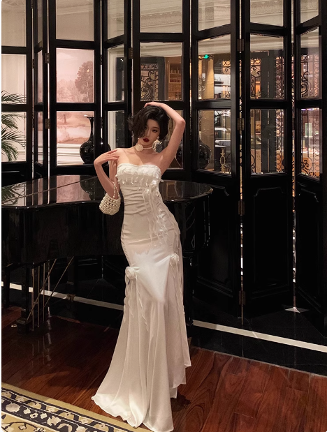 Elegante vestido de fiesta de sirena con escote corazón de satén blanco para cumpleaños número 23, ideas para vestidos de cumpleaños para mujeres (DP1486)